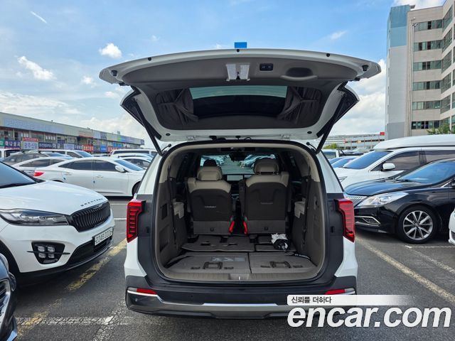 Kia Carnival (IV) Gasoline 7-Seater Hi Limousine Signature 2024 — фото 4