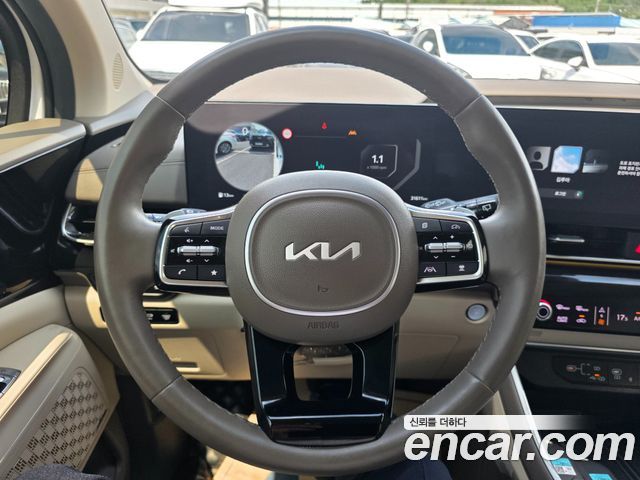 Kia Carnival (IV) Gasoline 7-Seater Hi Limousine Signature 2024 — фото 15