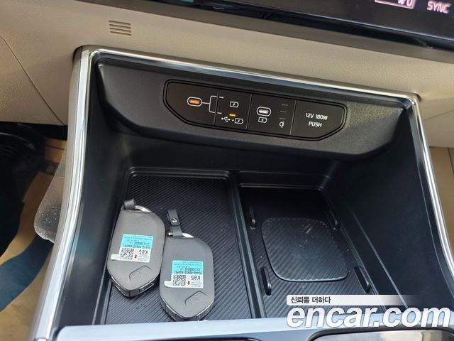 Kia Carnival (IV) Gasoline 7-Seater Hi Limousine Signature 2024 — фото 17
