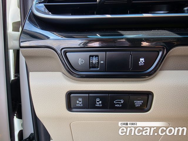 Kia Carnival (IV) Gasoline 7-Seater Hi Limousine Signature 2024 — фото 21
