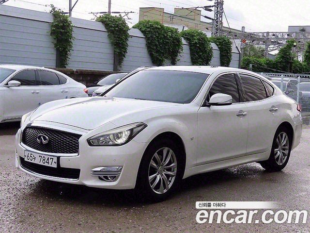 Infiniti Q70 3.7 Style 2015 — фото 2