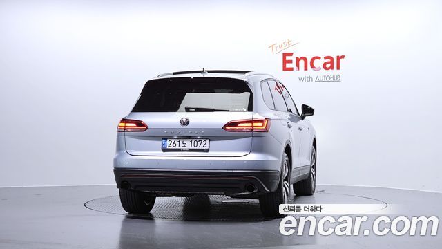 Volkswagen Touareg (III) 3.0 TDI Premium 2020 — фото 4