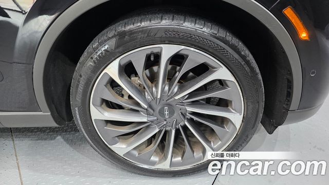 Lincoln Aviator (II) 3.0 Reserve  AWD 2020 — фото 5