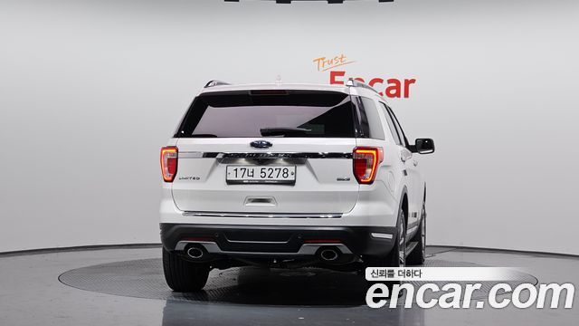 Ford Explorer 2.3 Limited 4WD 5th 2018 — фото 4