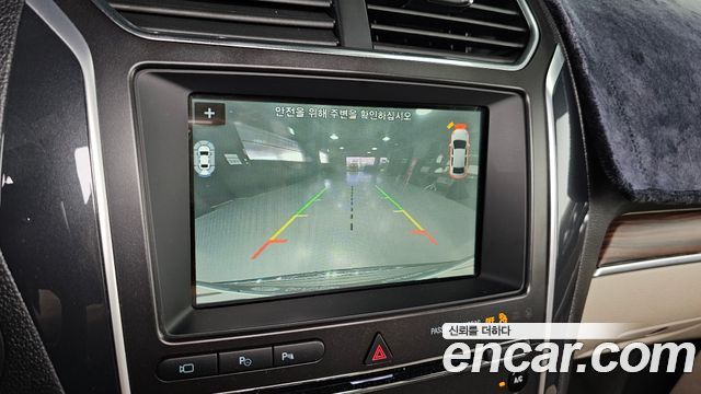 Ford Explorer 2.3 Limited 4WD 5th 2018 — фото 18