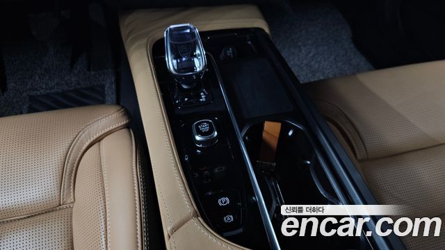 Volvo S90 B6 AWD Ultimate Bright 2023 — фото 9
