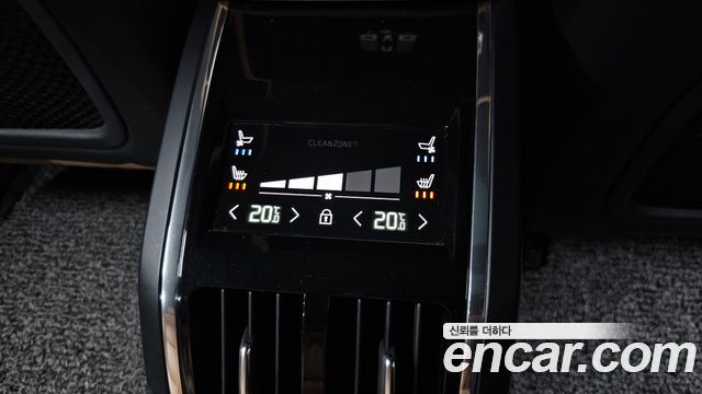 Volvo S90 B6 AWD Ultimate Bright 2023 — фото 23
