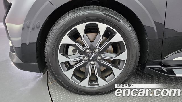 Kia Carnival (IV) Diesel 9-Seater Signature 2023 — фото 5