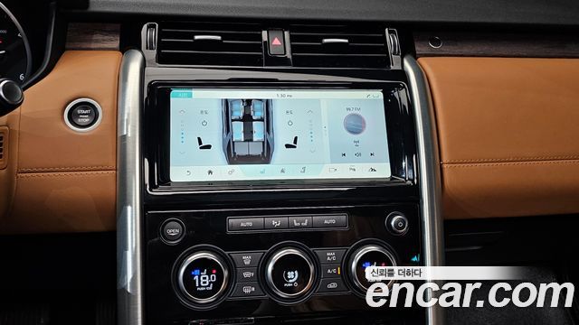 Land Rover Discovery 5 3.0 TD6 HSE Luxury 2017 — фото 14