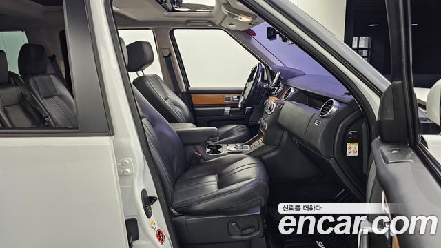 Land Rover Discovery 4 3.0 SDV6 HSE 2015 — фото 10