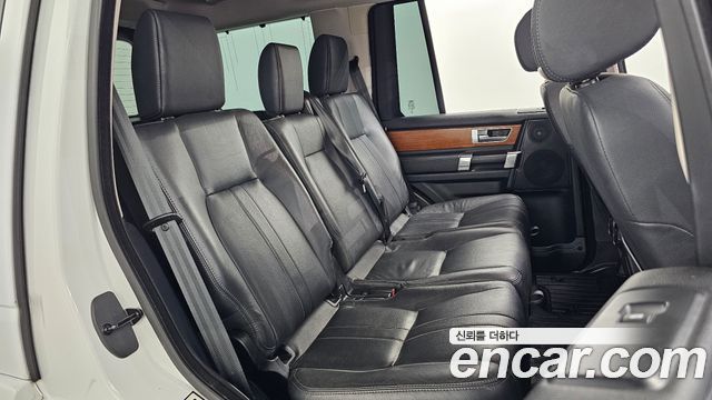 Land Rover Discovery 4 3.0 SDV6 HSE 2015 — фото 12