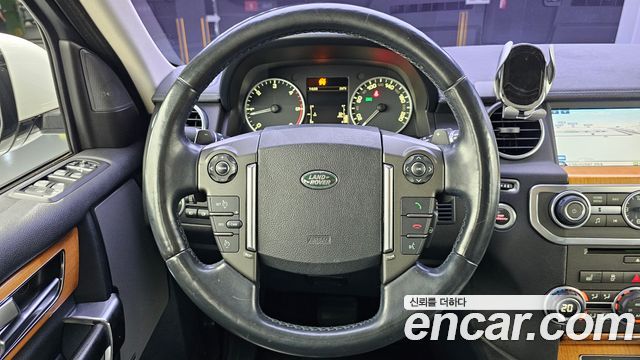 Land Rover Discovery 4 3.0 SDV6 HSE 2015 — фото 14