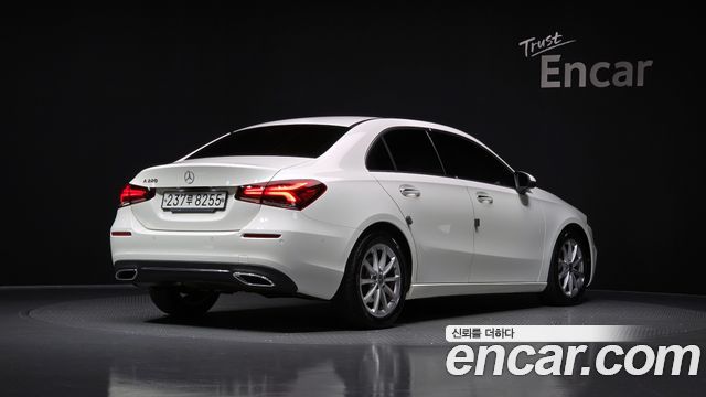 Mercedes-Benz A-Class (W177) A220 Sedan 2020 — фото 2