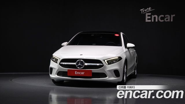 Mercedes-Benz A-Class (W177) A220 Sedan 2020 — фото 3