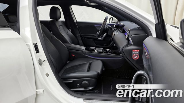 Mercedes-Benz A-Class (W177) A220 Sedan 2020 — фото 15