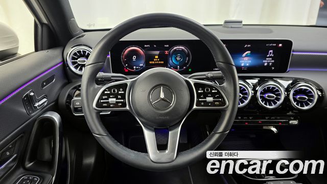 Mercedes-Benz A-Class (W177) A220 Sedan 2020 — фото 17
