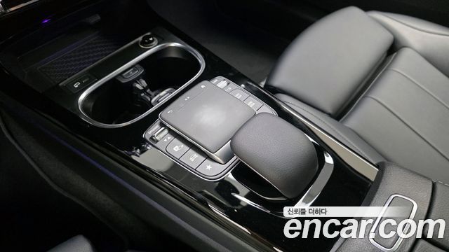 Mercedes-Benz A-Class (W177) A220 Sedan 2020 — фото 23