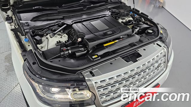 Land Rover Range Rover (IV) 4.4 SDV8 AB LWB DIESEL 2016 — фото 6