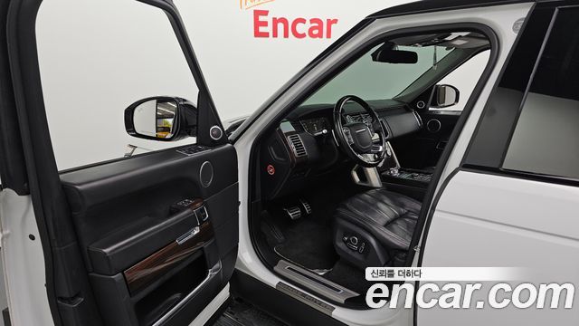 Land Rover Range Rover (IV) 4.4 SDV8 AB LWB DIESEL 2016 — фото 10