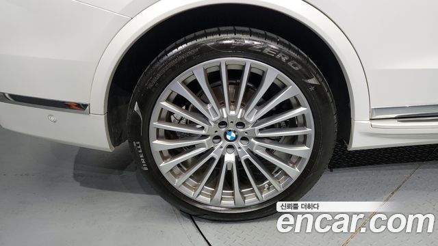 BMW X7 (G07) xDrive 40i Design Pure Excellence 7-Seater 2021 — фото 5