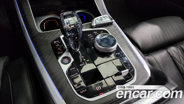BMW X7 (G07) xDrive 40i Design Pure Excellence 7-Seater 2021 — фото 9