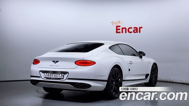 Bentley Continental GT (III) 4.0 GTS 2023 — фото 2