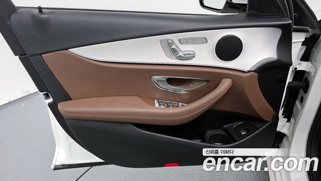 Mercedes-Benz E-Class (W213) E250 Avantgarde 2021 — фото 17
