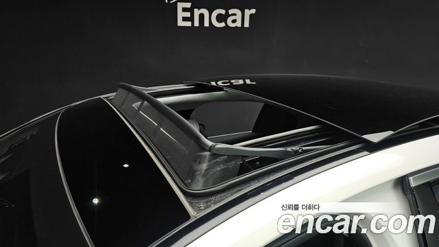 Mercedes-Benz E-Class (W214) E200 Avantgarde 2025 — фото 17