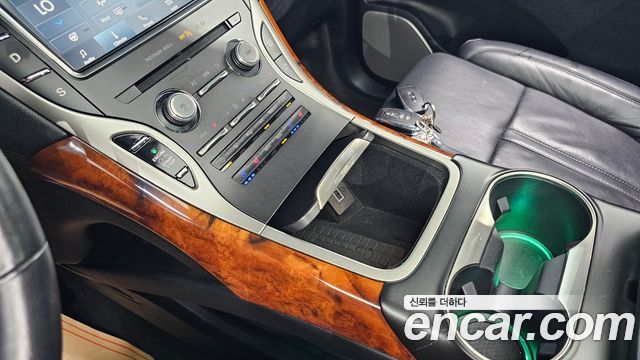Lincoln Nautilus (I) 2.7 Reserve AWD 2019 — фото 18