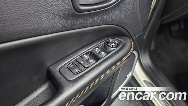 Jeep Compass (II) 2.4 Limitied AWD 2018 — фото 15
