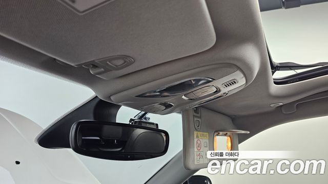Jeep Compass (II) 2.4 Limitied AWD 2018 — фото 19