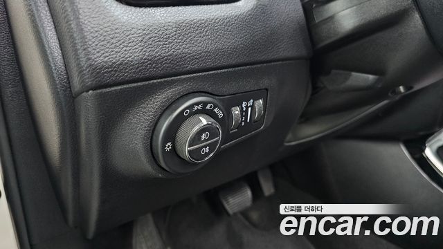 Jeep Compass (II) 2.4 Limitied AWD 2018 — фото 20