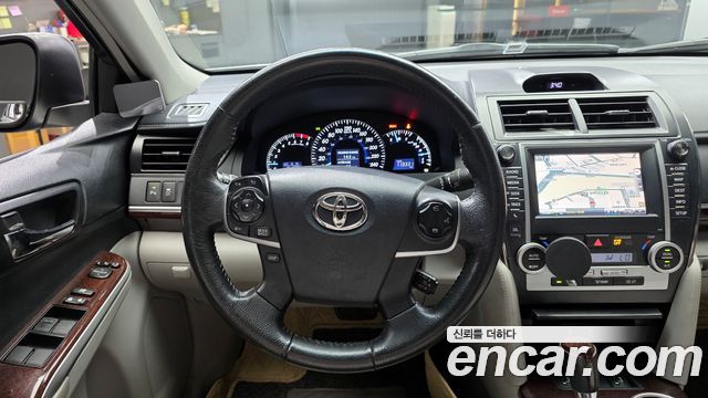 Toyota Camry 3.5 2013 — фото 13