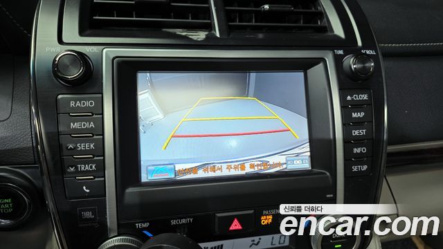 Toyota Camry 3.5 2013 — фото 17