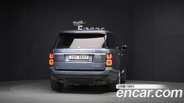 Land Rover Range Rover (IV) 4.4 SDV8 AB DIESEL 2018 — фото 4