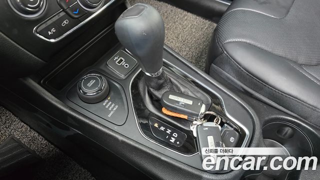 Jeep Cherokee (KL) 2.4 Limited AWD 2021 — фото 9