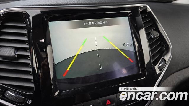 Jeep Cherokee (KL) 2.4 Limited AWD 2021 — фото 17