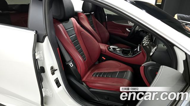 Mercedes-Benz CLS-Class (C257) CLS300d AMG Line 2019 — фото 12