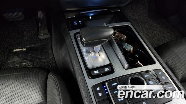 Genesis G80 3.8 GDI AWD Prestige 2018 — фото 9
