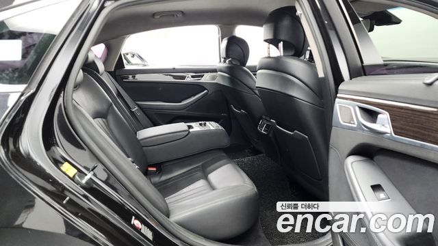Genesis G80 3.8 GDI AWD Prestige 2018 — фото 12