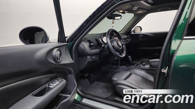 MINI Cooper D Clubman Standard 2nd 2019 — фото 10
