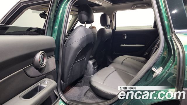 MINI Cooper D Clubman Standard 2nd 2019 — фото 11