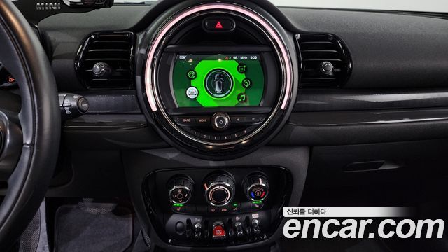 MINI Cooper D Clubman Standard 2nd 2019 — фото 17