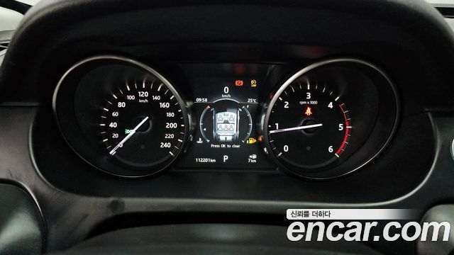 Land Rover Discovery Sport 2.0 TD4 HSE Luxury 2017 — фото 8