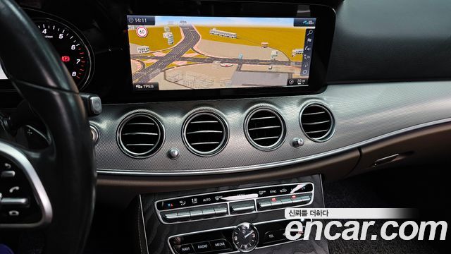 Mercedes-Benz E-Class (W213) E250 Avantgarde 2020 — фото 14