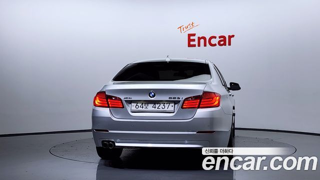 BMW 5 Series (F10) 528i xDrive 2013 — фото 4