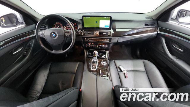 BMW 5 Series (F10) 528i xDrive 2013 — фото 7