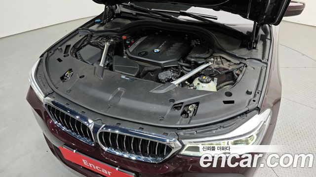 BMW 6 Series GT (G32) 620d Luxury 2019 — фото 6