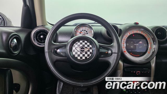 MINI Cooper D Countryman Standard 1st 2012 — фото 14