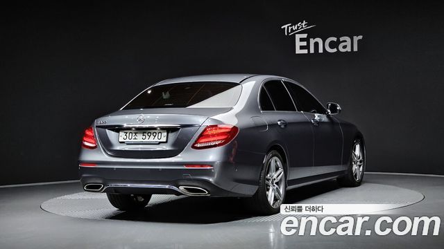 Mercedes-Benz E-Class (W213) E300 AMG Line 2019 — фото 2